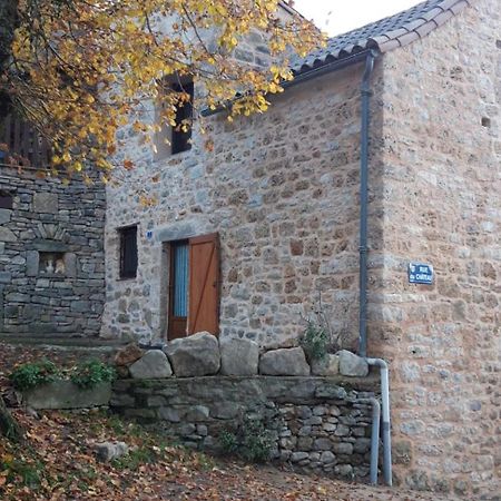 Gite Le Jaya Saint-Georges-de-Luzencon Экстерьер фото