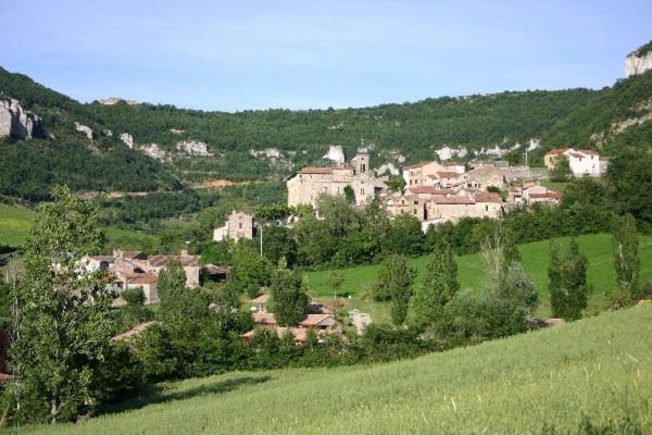 Gite Le Jaya Saint-Georges-de-Luzencon Экстерьер фото